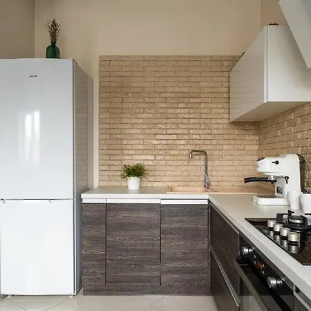 Denis-vniz Apartment