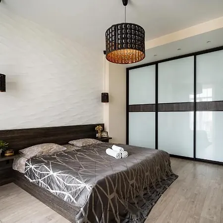 Denis-vniz Apartment